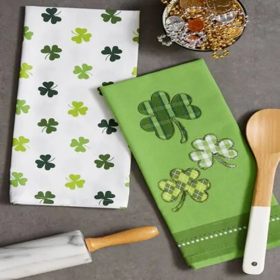 DII&reg; Green & White Shamrock Lucky Day Dishtowels, 2ct. {8}