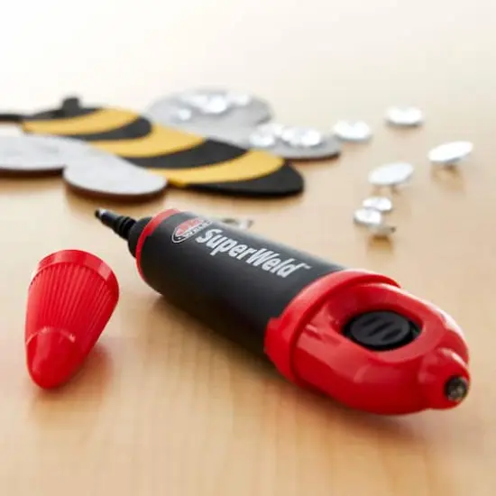 J-B Weld&reg; Superweld&trade; Light Activated Instant Glue {3}