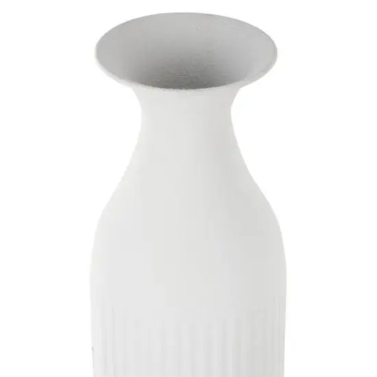 White Ribbed Floor Metal Vase Set {5}