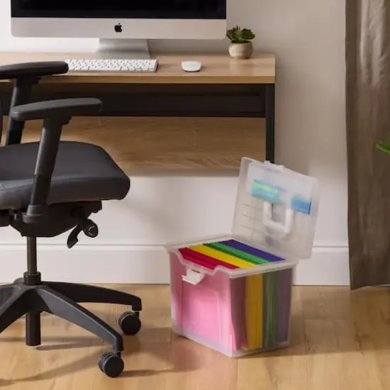 IRIS Portable Craft Storage Tote {16}