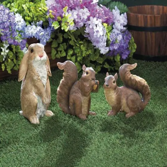 6.75" Nibbling Squirrel Garden Statue {3}