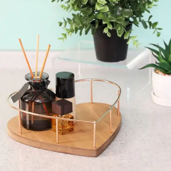 9" Heart Shaped Tray with Wooden Base {5}