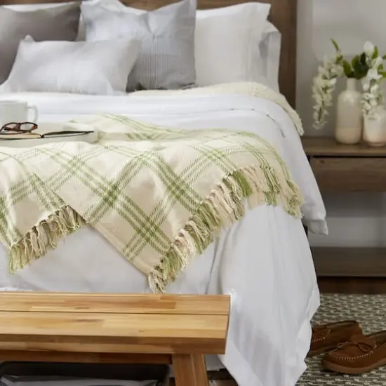 DII&reg; Antique Green Modern Farmhouse Plaid Throw {5}
