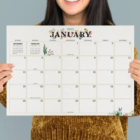 TF Publishing 2024-2025 Medium Floral Desk Pad Calendar {7}