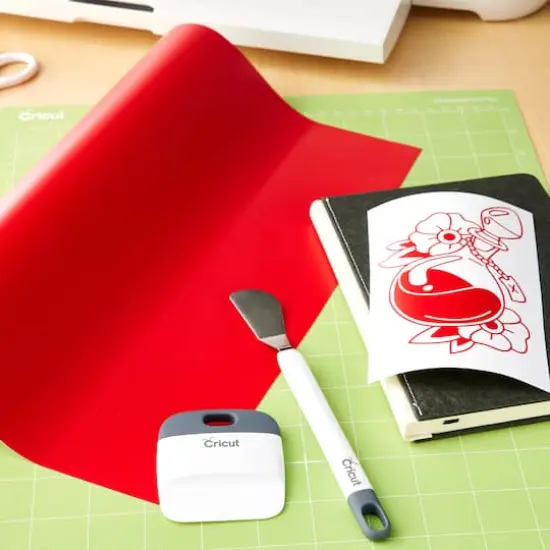 Cricut&reg; Permanent Smart Vinyl&trade; Red {3}