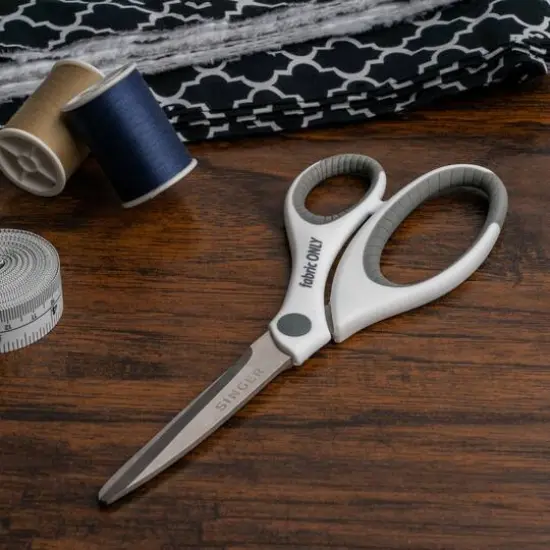 SINGER&reg; 8.5" Sewing Scissors With Comfort Grip {8}