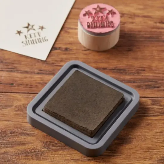 Tim Holtz&reg; Distress&reg; Oxide Ink Pad Ground Espresso {4}