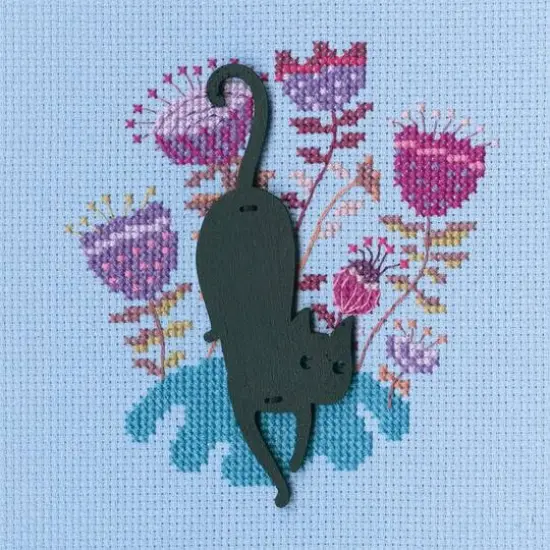 RTO Black Cat with Pink Flowers Cross Stitch Kit {3}