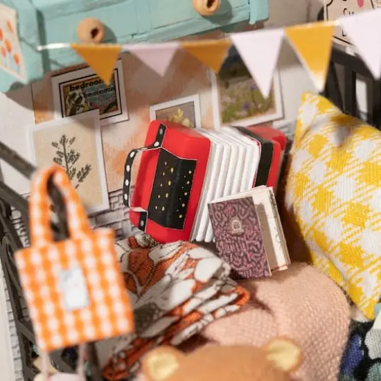 Rolife&reg; Sweet Dream Bedroom DIY Miniature Kit {3}