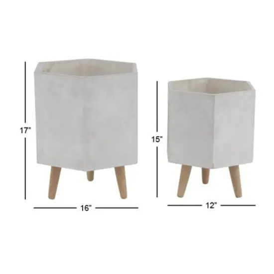 CosmoLiving by Cosmopolitan White Polystone Contemporary Planter Set {7}