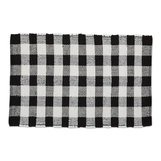 DII&reg; Buffalo Check Rag Rug, 26" x 40" Black and white {1}
