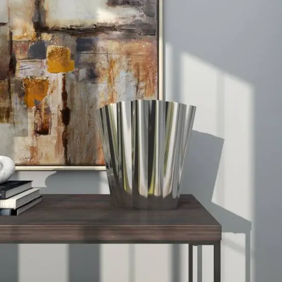 15" Silver Stainless Steel Vase with Zig Zag Edging {8}