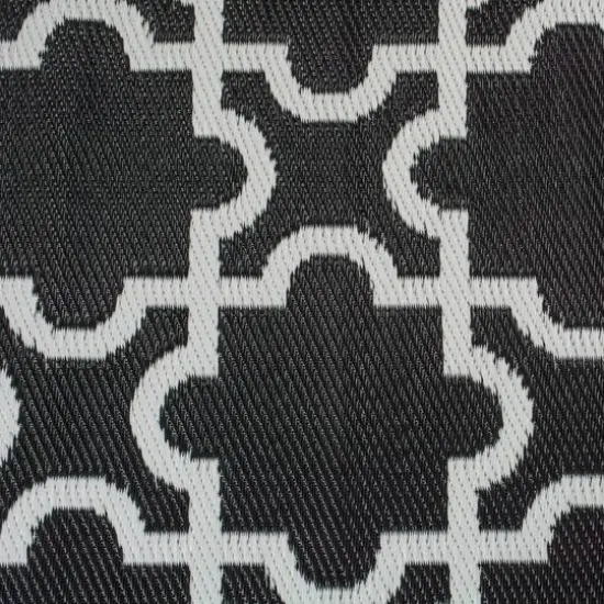 DII&reg; Black Lattice Outdoor Rug, 4ft. x 6ft. {3}