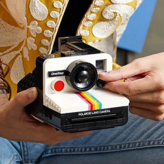 LEGO&reg; Ideas Polaroid OneStep SX-70 Camera Set 21345 {6}