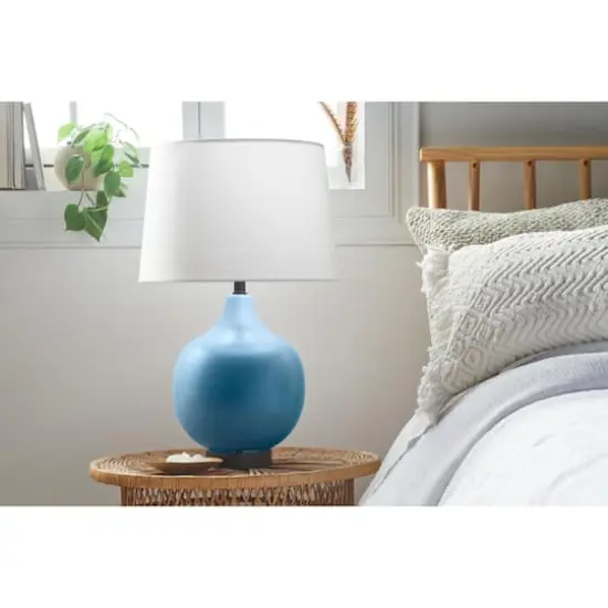 Krylon&reg; D&eacute;cor Selects Gloss Paint & Primer Peekaboo Blue {5}