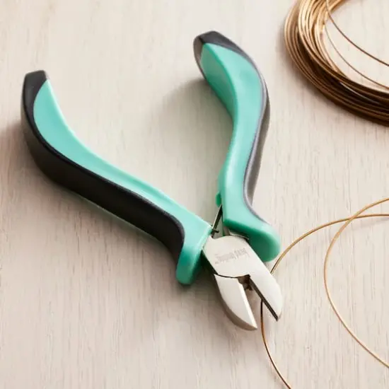 Side Cutter by Bead Landing&trade; {3}