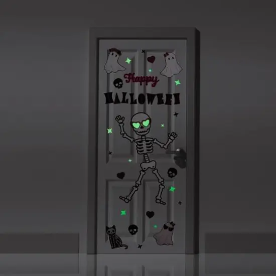 Sweet & Spooky Glow-in-the-Dark Door D&eacute;cor by Creatology&trade; {4}