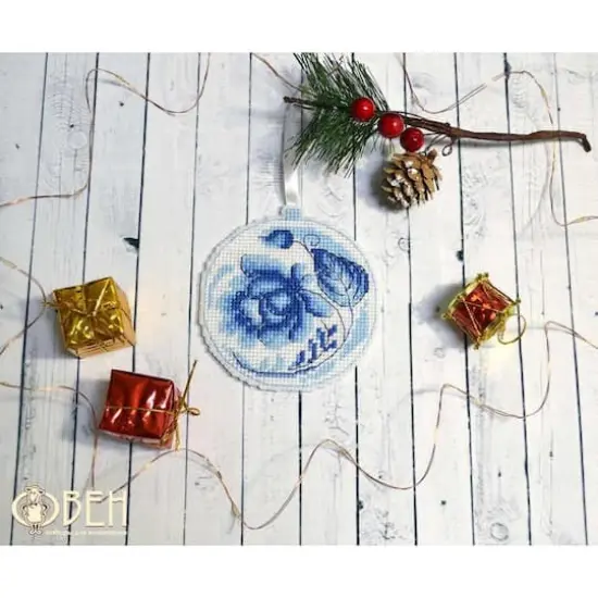 Oven Christmas Tree Toy Cross Stitch Kit {4}