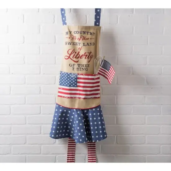 DII&reg; Stars & Stripes Sweet Liberty Ruffle Apron {3}