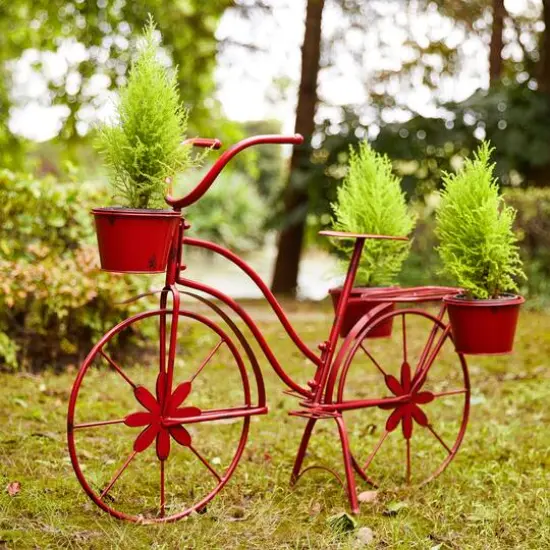Glitzhome&reg; 25.98" Red Metal Bicycle Planter {4}