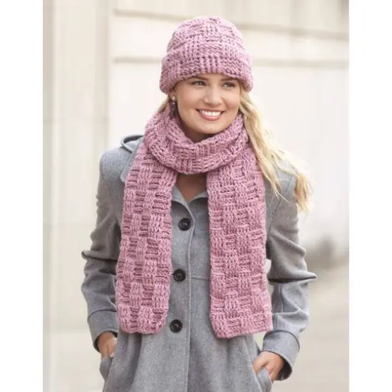 Leisure Arts&reg; Noggins and Necks Book {3}