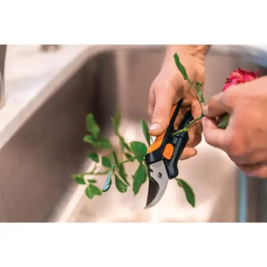 Fiskars&reg; 7.25" Floral Pruner {7}