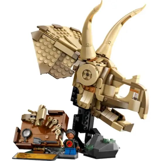 LEGO&reg; Jurassic World Dinosaur Fossils: Triceratops Skull Model Set 76969 {3}