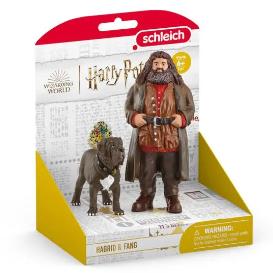 schleich&reg; Wizarding World of Harry Potter&trade; Hagrid&trade; & Fang Collectible Figurine Set {9}