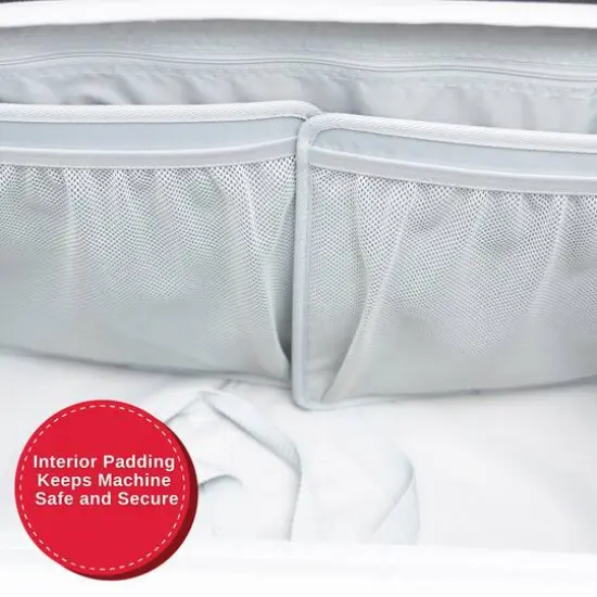 SINGER&reg; Roller Bag {6}