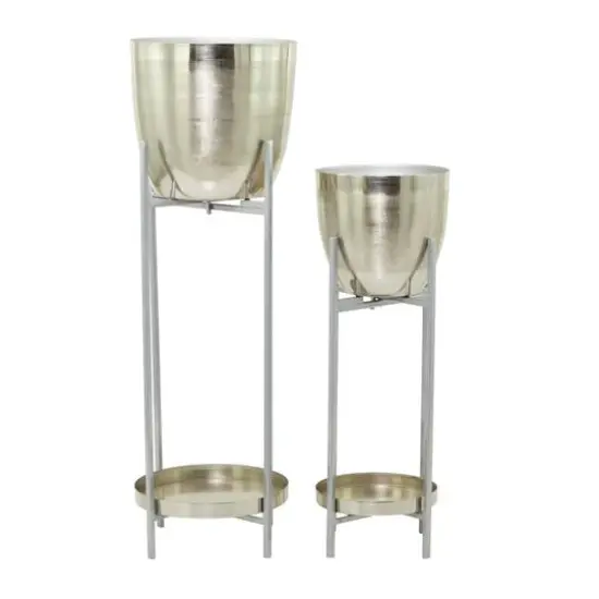 CosmoLiving by Cosmopolitan Silver Metal Planter with Removable Stand Set {3}