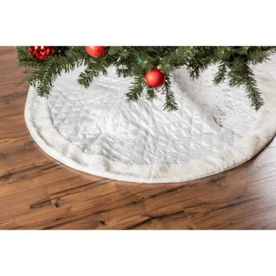DII&reg; Cream Diamond Quilted Holiday Tree Skirt {6}