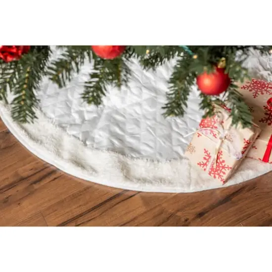 DII&reg; Cream Diamond Quilted Holiday Tree Skirt {7}