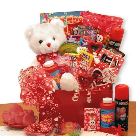 The Bear of Hearts Kids Valentine Gift Box {1}
