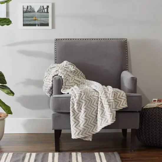 DII&reg; Stone Chevron Plush Throw {9}