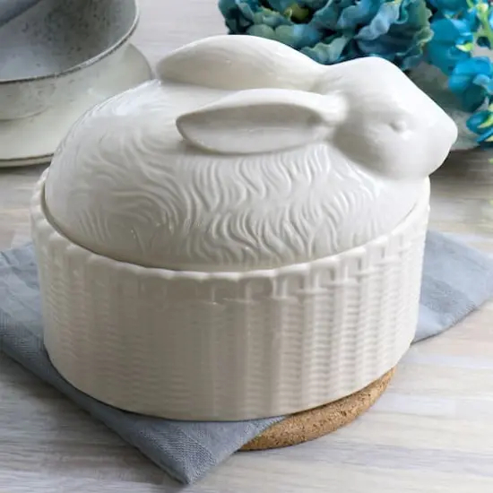 Martha Stewart 9" Cream Ceramic Bunny Oval Baker {3}