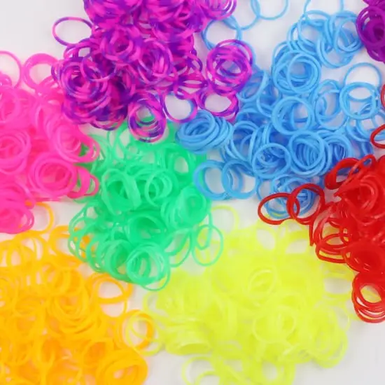 Rainbow Loom&reg; Neon Treasure Box&trade; Bracelet Making Kit {5}