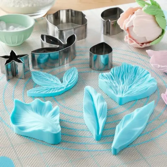 Gum Paste Flower Cutter Set by Celebrate It&reg; {3}