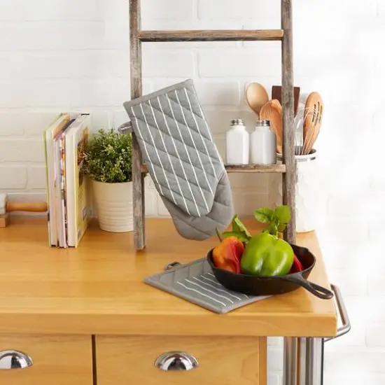 Gray Stripe Chef Kitchen Set {6}