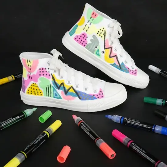 Faber-Castell&reg; Black Edition Classic Colors Shake & Paint Markers {9}