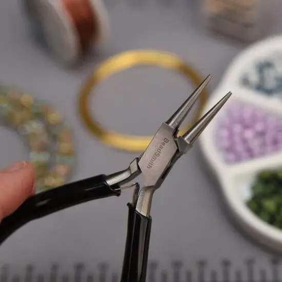 The Beadsmith&reg; 4.5" Super-Fine Round Nose Pliers {8}