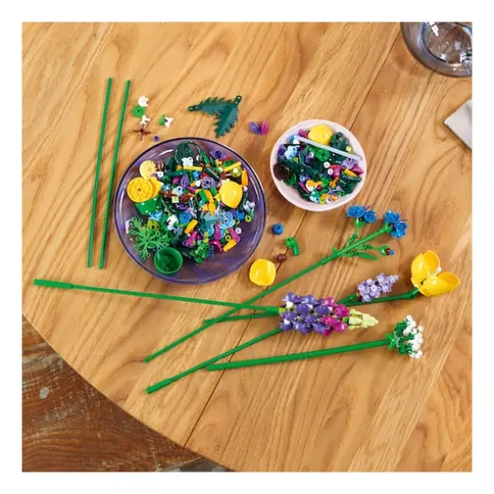 LEGO&reg; Botanicals&trade; Wildflower Bouquet {6}