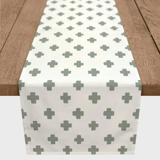 Crosses Indoor/Outdoor Table Runner Green {3}