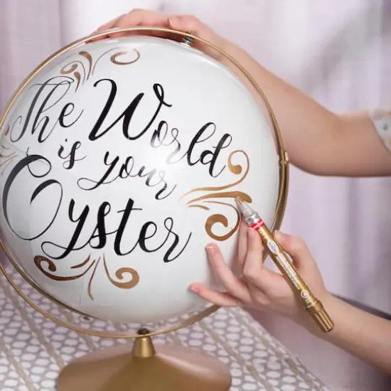 Testors&reg; Glossy Chisel Tip Enamel Marker White {3}