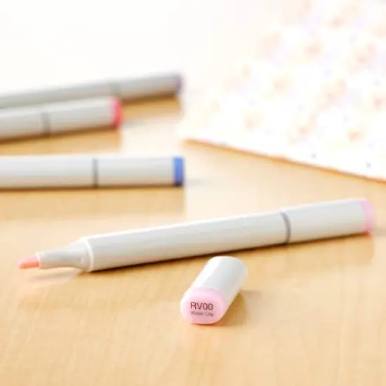 Copic&reg; Sketch Marker, Red Violets RV00 Water Lily {3}