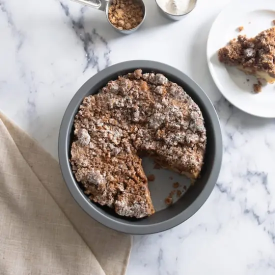 Kitchen Details 9.5" Round Cake Pan {3}