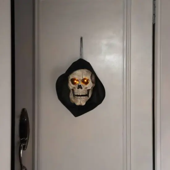 16" Animated Skull Door Greeter by Ashland&reg; {3}