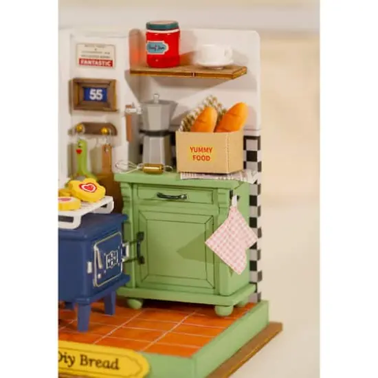 Rolife&reg; Afternoon Baking Time DIY Miniature Kit {7}