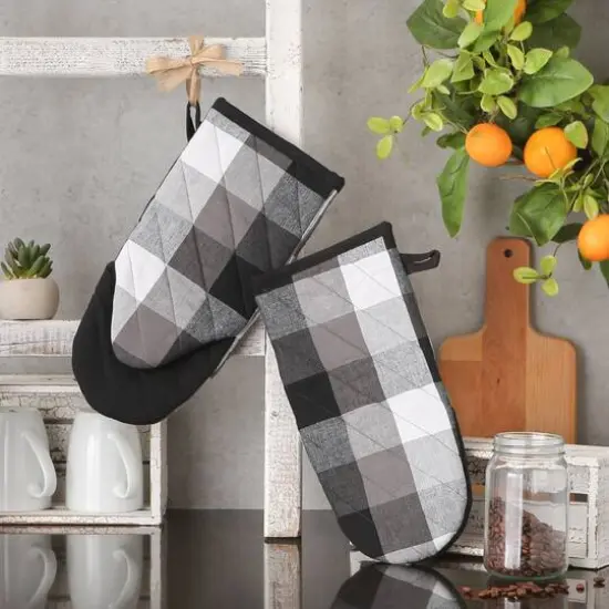 DII&reg; Tri Color Check Oven Mitts, 2ct. Black {7}