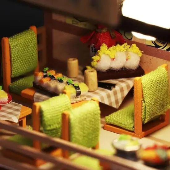 Wizardi Sushi Restaurant Miniature Dollhouse Roombox Kit {6}