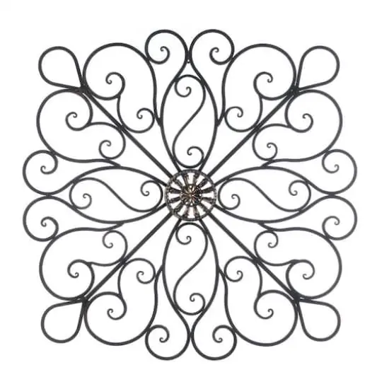 Iron Scrollwork Wall D&eacute;cor {1}